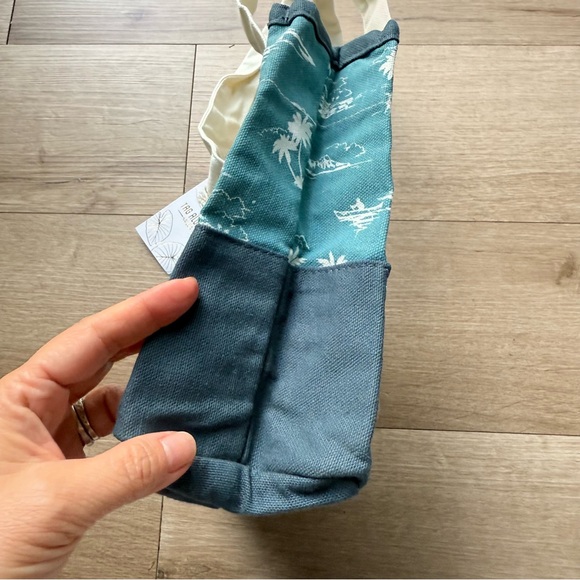 Whole Foods Hawaii x Tag Aloha Co. Mini Tote Bag Hawaii Life - Picture 4 of 12